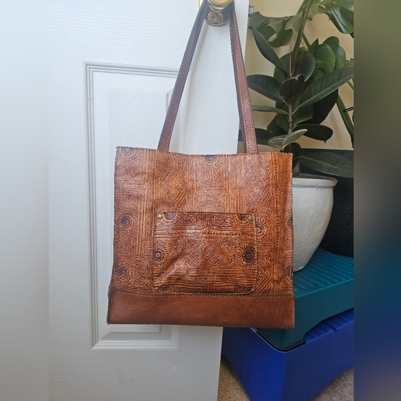 Patricia Nash leather tote - Picture 5 of 8